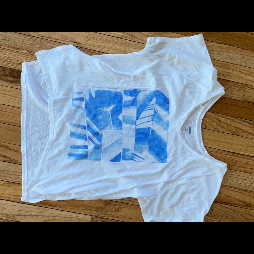 Graphic tee